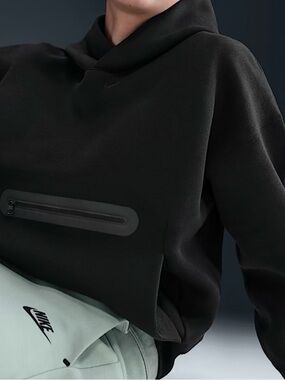 Nike Black Sportswear Tech Fleece Front Zip Pocket